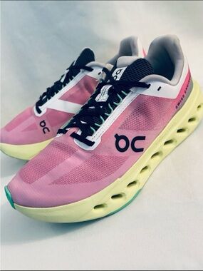 On Cloud CloudSurfer Next Running Shoes